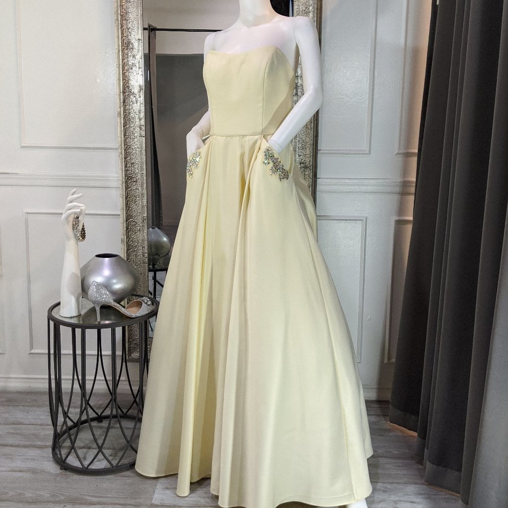 Pastel Yellow Formal Evening Prom Dress Gown